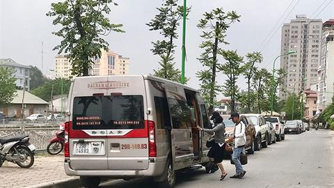 Xe Limousine hình thức xe dù mới nổi - P1