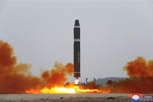 Hàn Quốc: Triều Tiên phóng hai tên lửa đạn đạo tầm ngắn