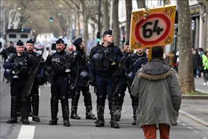 Pháp tăng cường an ninh trước các cuộc đình công và biểu tình mới