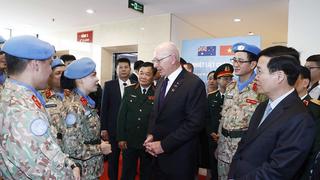 Chủ tịch nước và Toàn quyền Australia thăm Cục Gìn giữ hòa bình Việt Nam