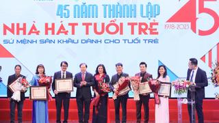 Nhà hát Tuổi trẻ kỷ niệm 45 năm thành lập