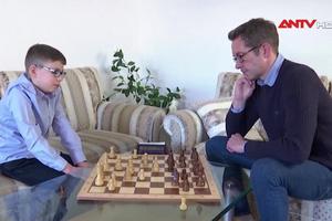 Cậu bé tị nạn trở thành kỳ thủ cờ vua tại Đức