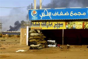 Giao tranh tại Sudan: Nhiều nước kêu gọi các phe đối địch ngừng bắn hoàn toàn