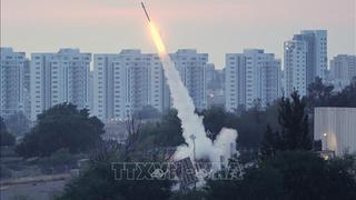 Hàng chục quả rocket phóng sang lãnh thổ Israel