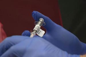 Australia thử nghiệm vaccine phòng cúm mới