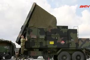 Mỹ viện trợ thêm tên lửa phòng không Patriot và đạn dược cho Ukraine