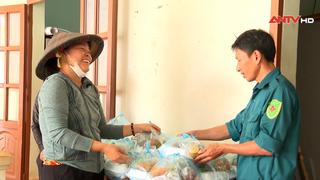 Những bữa cơm thắm tình quân dân