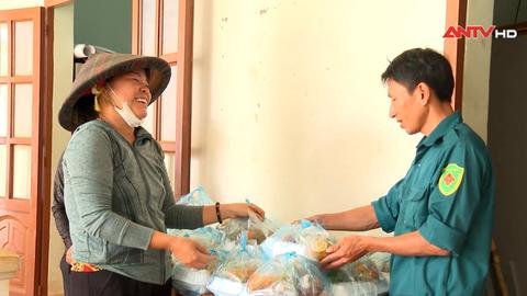 Những bữa cơm thắm tình quân dân