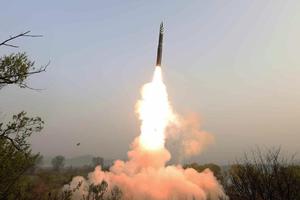 Nga điều tra khả năng tên lửa của Triều Tiên rơi trong EEZ