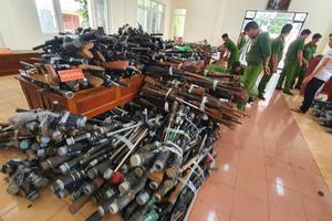 Đắk Lắk: Vận động thu hồi 1.278 khẩu súng các loại