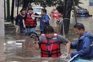 Thương vong do mưa lũ ở miền Bắc Trung Quốc tăng mạnh