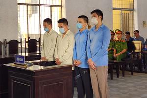 Nhóm khống chế vợ chủ tịch huyện ở Đắk Lắk cướp 2,3 tỉ, lĩnh án 63 năm tù