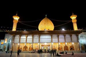 Tấn công khủng bố nhằm vào đền thờ Hồi giáo Shah Cheragh
