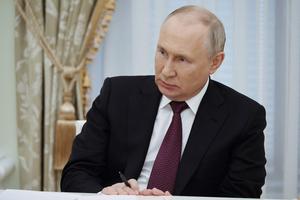 Tổng thống Nga chia buồn với thân nhân nạn nhân vụ rơi máy bay