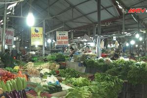 Thị trường thực phẩm, đồ lễ cúng Rằm tháng 7 “tăng nhiệt”