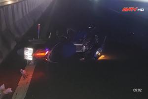 Tai nạn liên hoàn giữa xe máy và xe khách, 2 người thương vong