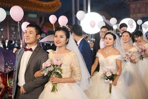 Người trẻ ngại kết hôn, ngành công nghiệp đám cưới Trung Quốc gặp khó