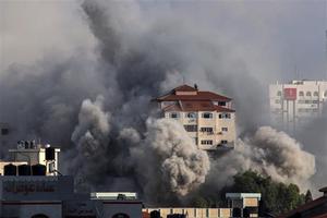 Israel dội 6.000 quả bom xuống Gaza