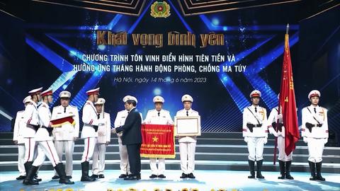 Những chiến sĩ xứng danh Anh hùng