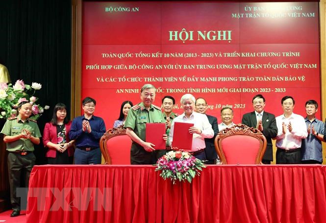 Đẩy mạnh phong trào toàn dân bảo vệ an ninh Tổ quốc trong tình hình mới  