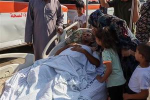 Nối lại hoạt động đưa người Palestine bị thương rời khỏi Dải Gaza