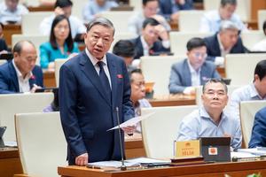  Bộ trưởng Tô Lâm trả lời chất vấn nhiều vấn đề liên quan lĩnh vực an ninh trật tự 