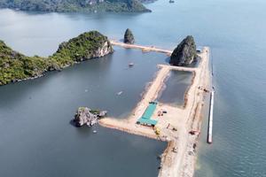 Phó Thủ tướng yêu cầu kiểm tra dự án quây núi ở vùng đệm vịnh Hạ Long