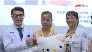 Chạy đua với thời gian tái tạo vùng mặt bé gái bị tai nạn giao thông 