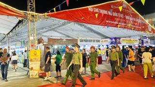 Đảm bảo an ninh trật tự, an toàn giao thông tại Hội chợ Quốc tế Việt - Trung