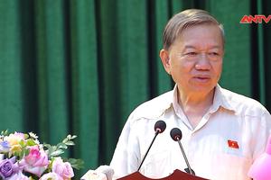 Bộ trưởng Tô Lâm tiếp xúc cử tri huyện Ân Thi, tỉnh Hưng Yên