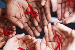 Tâm lý kỳ thị người mắc HIV vẫn đè nặng xã hội châu Á