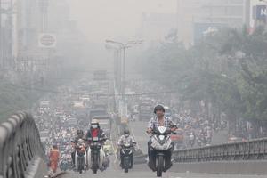 Giải pháp nào ứng phó với ô nhiễm không khí nghiêm trọng tại Hà Nội