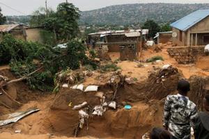 Nhiều người thiệt mạng do lũ lụt tại Nam Phi, CH Congo