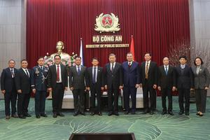 Bộ trưởng Tô Lâm tiếp Chủ tịch Hội đồng An ninh quốc gia Philippines