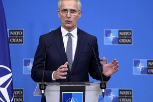 NATO kêu gọi châu Âu tăng cường sản xuất vũ khí hỗ trợ Ukraine
