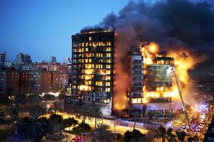 Cháy chung cư ở Tây Ban Nha: Ít nhất 19 người vẫn mất tích