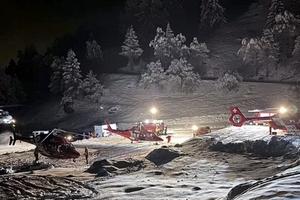 Tìm thấy 5 người thiệt mạng trong vụ lở tuyết trên dãy Alps