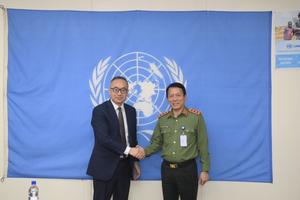 Thứ trưởng Lương Tam Quang làm việc với lãnh đạo Phái bộ UNMISS tại Nam Xu-đăng