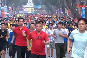  Gần 2.500 CBCS tham gia ngày chạy Olympic vì sức khỏe toàn dân 