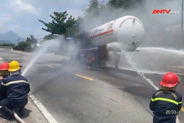 Khánh Hòa: Kịp thời khống chế vụ cháy xe bồn khí hóa lỏng
