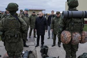 Tổng thống Nga ký sắc lệnh nhập ngũ mùa xuân