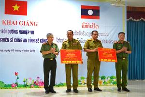 Công an tỉnh Quảng Nam bồi dưỡng nghiệp vụ cho Công an tỉnh Sê Kông, Lào