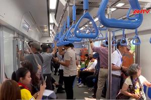 Người dân TP.HCM mong chờ tuyến Metro số 1 đi vào hoạt động