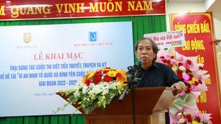 Khai mạc trại sáng tác văn học về đề tài “Vì an ninh Tổ quốc và bình yên cuộc sống”