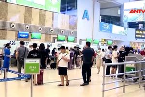 Người dân đổ xô du lịch nước ngoài vì giá vé máy bay nội địa tăng cao