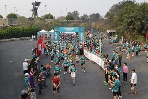 Giải chạy Marathon "Vì an toàn giao thông - Điện Biên Phủ"