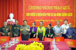 Thủ tướng Phạm Minh Chính tri ân chiến sĩ Điện Biên 