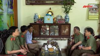 Thăm tặng quà gia đình thân nhân liệt sĩ