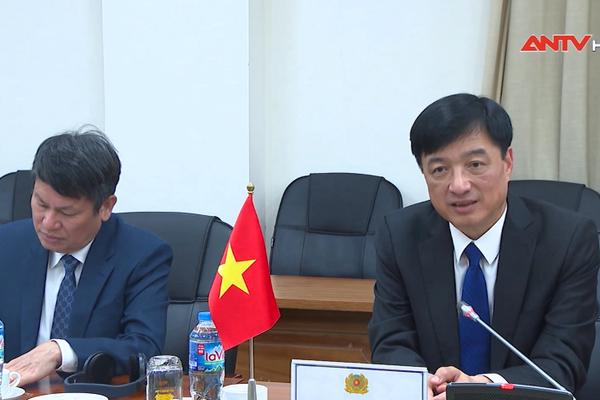 Bộ Công an Việt Nam hỗ trợ Bộ Công an Lào triển khai 2 dự án trọng điểm 