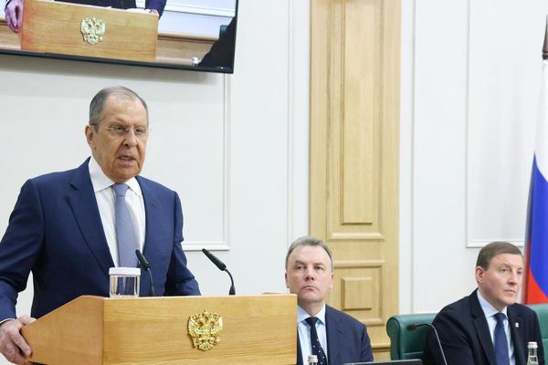 Ông Lavrov vẫn là Ngoại trưởng Nga sau khi cải tổ Chính phủ